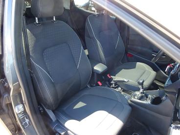 FORD-FIESTA-274602_4.JPG 