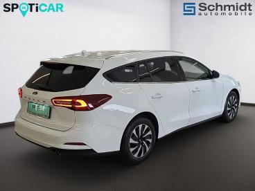 FORD-FOCUS-261128_4.JPG 
