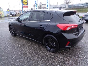 FORD-FOCUS-262060_3.JPG 