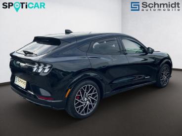 FORD-MUSTANG-270150_4.JPG 