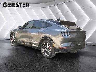 FORD-MUSTANG-277275_4.JPG 