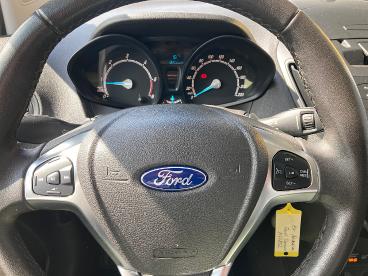 FORD-TOURNEO-COURIER-267444_5.JPG 