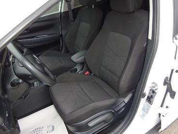 HYUNDAI-BAYON-265979_5.JPG 