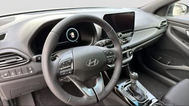 HYUNDAI-I30-257011_4.JPG 