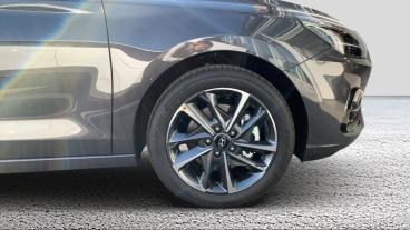 HYUNDAI-I30-263674_4.JPG 