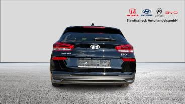 HYUNDAI-I30-265370_4.JPG 