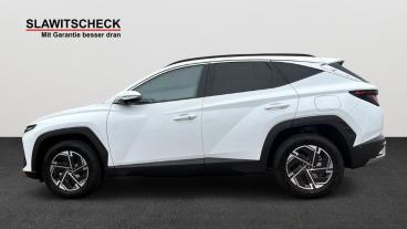 HYUNDAI-TUCSON-245987_2.JPG 