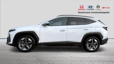HYUNDAI-TUCSON-261673_2.JPG 
