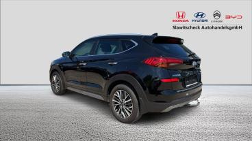 HYUNDAI-TUCSON-269006_3.JPG 
