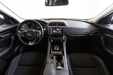 JAGUAR-F-PACE-259217_5.JPG 