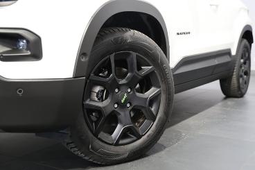 JEEP-AVENGER-264846_3.JPG 