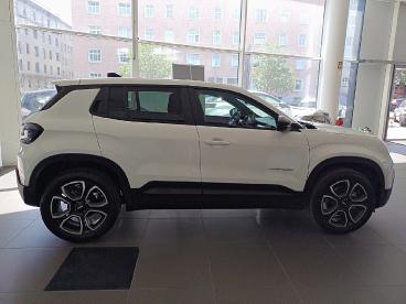 JEEP-AVENGER-266192_4.JPG 
