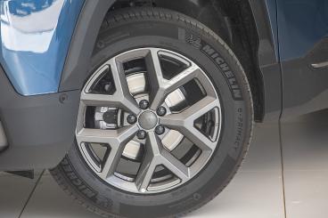 JEEP-COMPASS-267500_4.JPG 