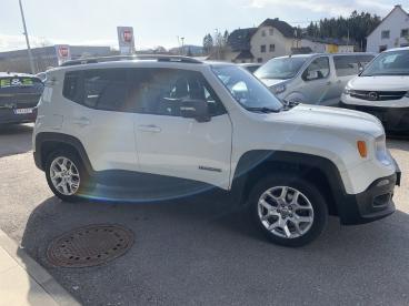 JEEP-RENEGADE-237840_5.JPG 
