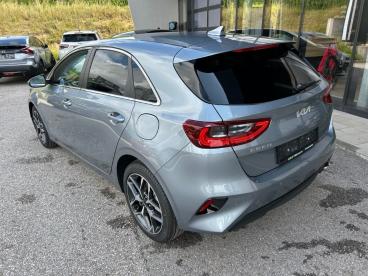 KIA-CEE-D-248867_3.JPG 