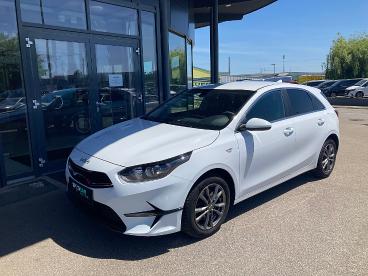 KIA-CEE-D-271229_1.JPG 