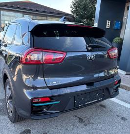 KIA-E-NIRO-280706_5.JPG 