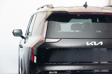 KIA-EV9-258792_3.JPG 