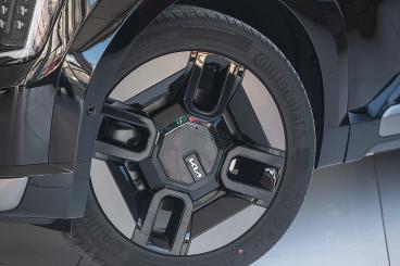 KIA-EV9-258792_4.JPG 