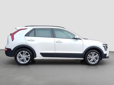 KIA-NIRO-253661_4.JPG 