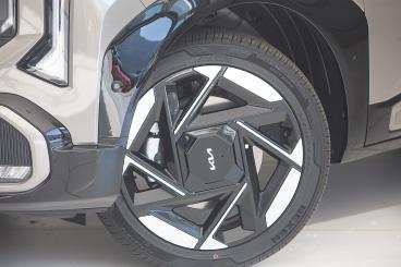 KIA-SELTOS-274936_4.JPG 