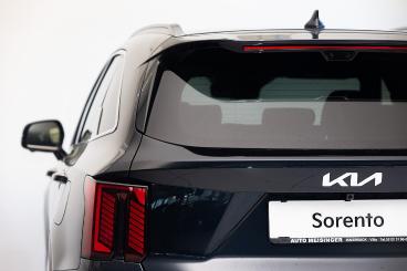 KIA-SORENTO-255729_3.JPG 