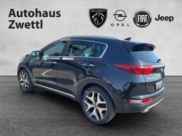 KIA-SPORTAGE-273986_4.JPG 