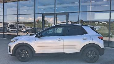 KIA-STONIC-268944_3.JPG 