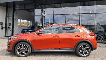 KIA-XCEED-276782_3.JPG 