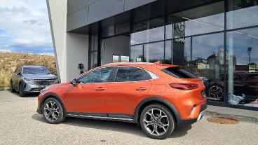 KIA-XCEED-276782_4.JPG 