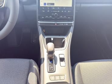 LEXUS-LBX-267597_4.JPG 