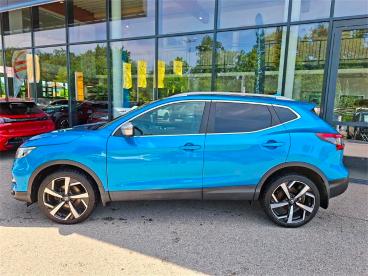 NISSAN-QASHQAI-268360_2.JPG 