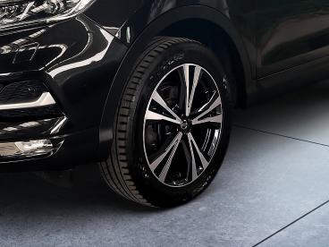 NISSAN-QASHQAI-278139_4.JPG 