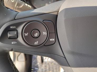 OPEL-CORSA-263860_3.JPG 