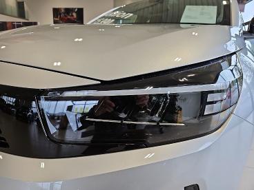 OPEL-CORSA-268796_5.JPG 