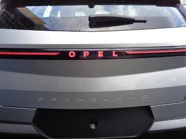 OPEL-GRANDLAND-239982_2.JPG 