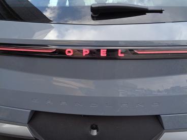 OPEL-GRANDLAND-256065_2.JPG 