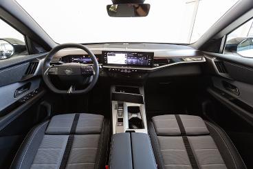OPEL-GRANDLAND-274920_5.JPG 