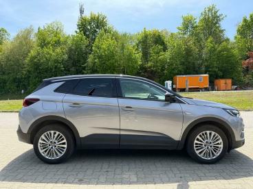 OPEL-GRANDLAND-X-274621_3.JPG 