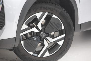 PEUGEOT-2008-255652_4.JPG 