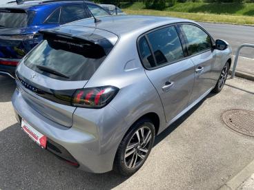 PEUGEOT-208-268234_4.JPG 