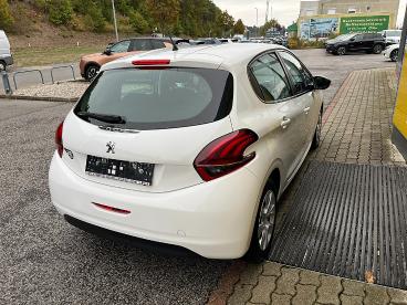 PEUGEOT-208-274350_5.JPG 