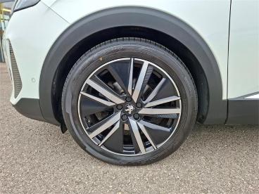 PEUGEOT-3008-252939_3.JPG 