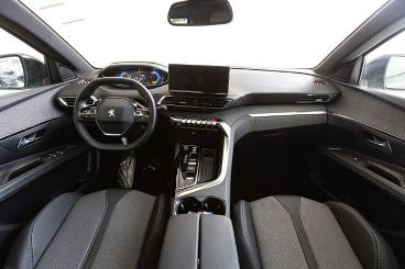 PEUGEOT-3008-255481_5.JPG 