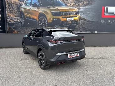 PEUGEOT-3008-272388_4.JPG 