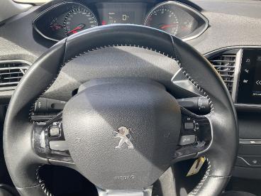 PEUGEOT-308-253165_5.JPG 