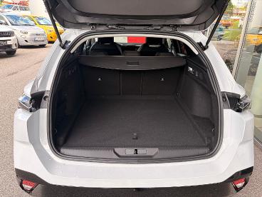 PEUGEOT-308-270430_5.JPG 
