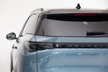 PEUGEOT-5008-255634_3.JPG 