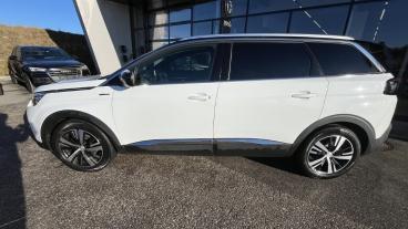 PEUGEOT-5008-258673_2.JPG 