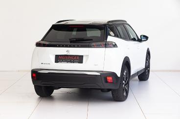 PEUGEOT-E-2008-277348_3.JPG 